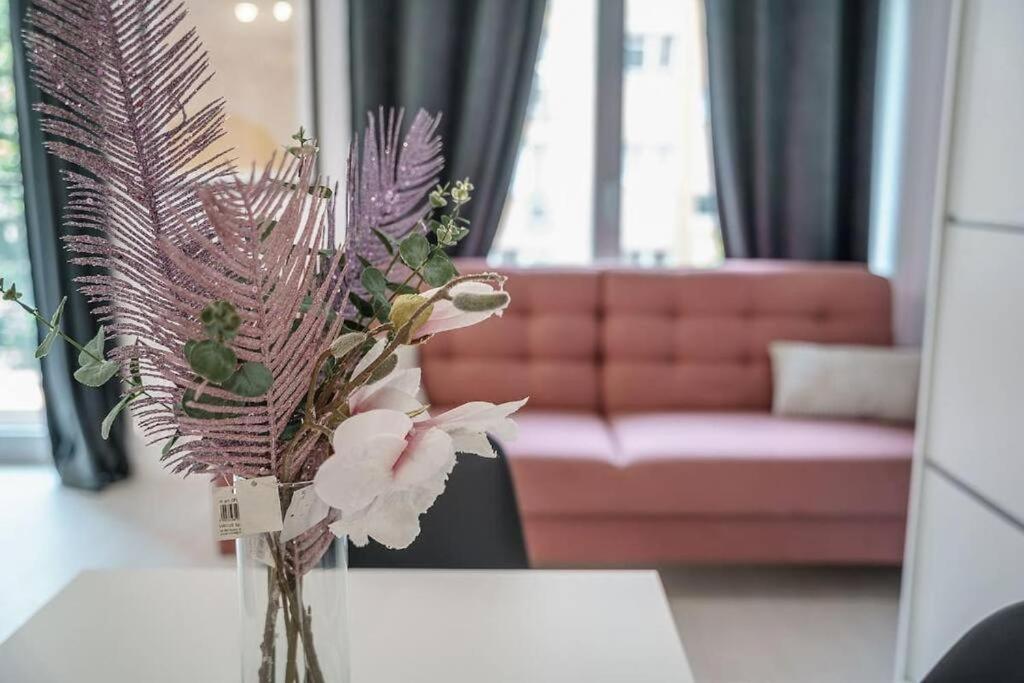 Апартаменты Urbannestgroup - Sienna 65 Варшава Экстерьер фото